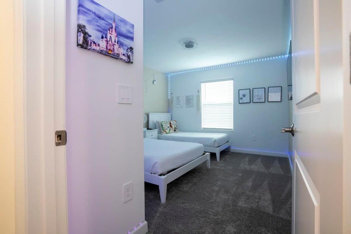 Gorgeous 4 Bedroom W Screened Pool Close To Disney 2653 คิสซิมมี ภายนอก รูปภาพ